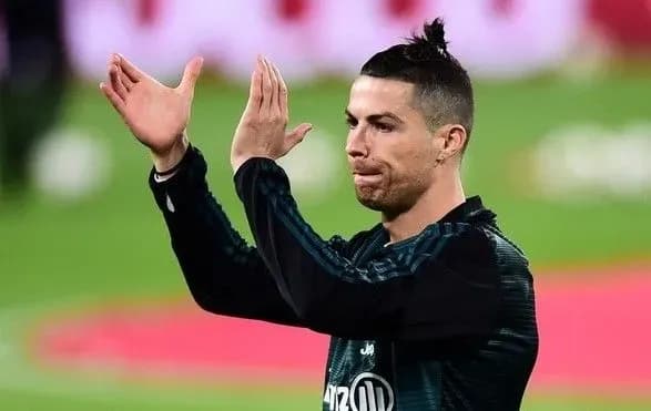 Роналду собирается сделать из своих отелей в Португалии больницы для больных COVID-19