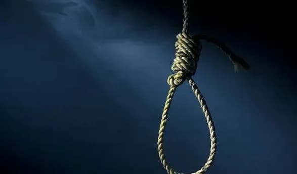 На Сумщині зниклу школярку знайшли повішеною