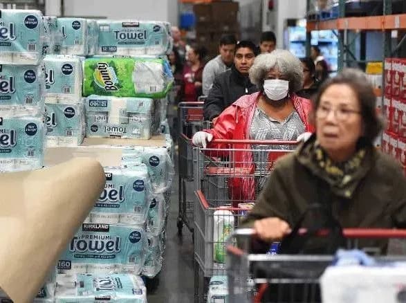 Влада Австралії ввела обмеження на продаж ліків через панічний попит