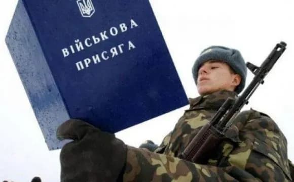 Зеленський переніс весняний призов до армії