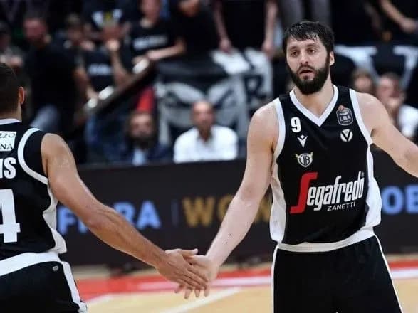 Лідер чемпіонату Італії з баскетболу відновив тренування під час пандемії коронавірусу