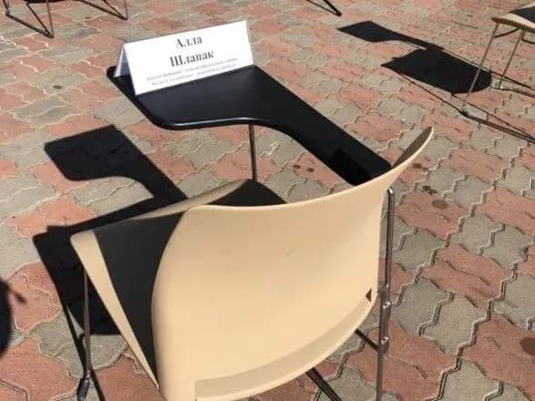 Бюджетна комісія Київської міськради через карантин проводила засідання на вулиці