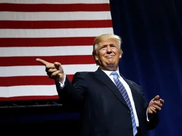 Трамп про перше місце США за кількістю хворих COVID-19: ми тестуємо неймовірну кількість людей