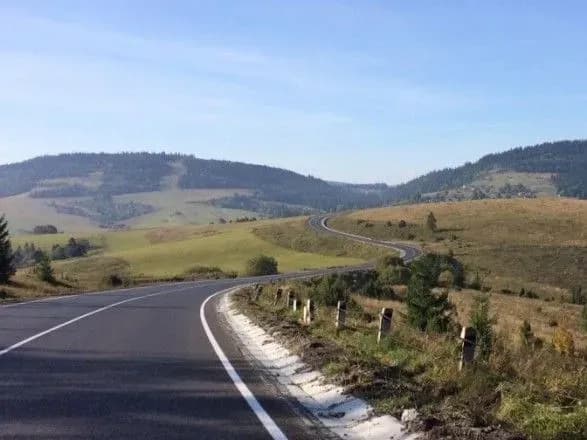 На Закарпатті закривають проїзд низкою трас на тлі карантину