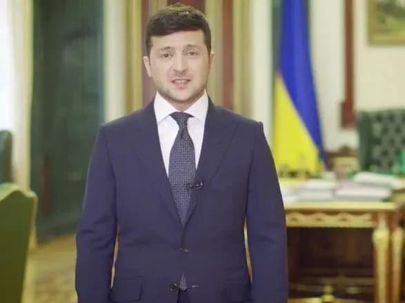 В Україну окремим літаком прибуде 100 тис. ПЛР-тестів - Президент