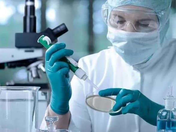 У дружини і двох дітей паломника-хасида, який помер в Умані, виявили COVID-19