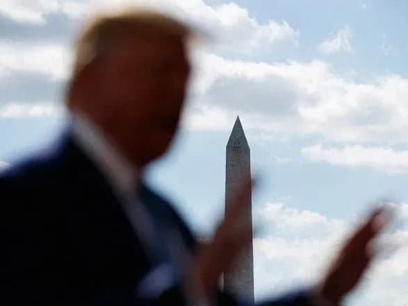 Трамп: США пройшли пік зараження новим коронавірусом