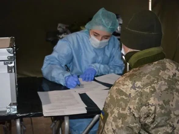 Серед особового складу Об’єднаних сил хворих на коронавірус немає – штаб