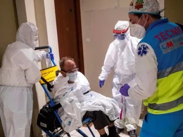 В Іспанії вже понад 25 тис. летальних випадків через COVID-19, добова смертність продовжує знижуватися
