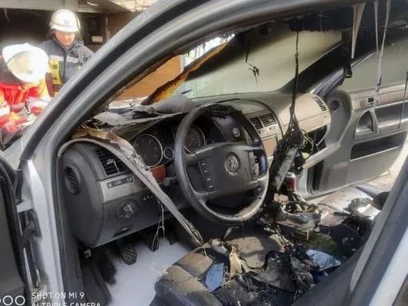 У Кривому Розі горіла автівка