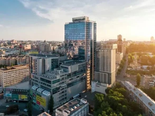 В Киеве до конца недели планируют открыть ТРЦ