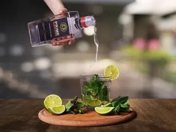 Алкоголь, спорт, телевізор: британці розповіли, як відпочивають в умовах карантину