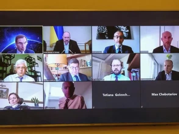 Шмыгаль обсудил с ЕБРР инвестиции в строительство украинских дорог