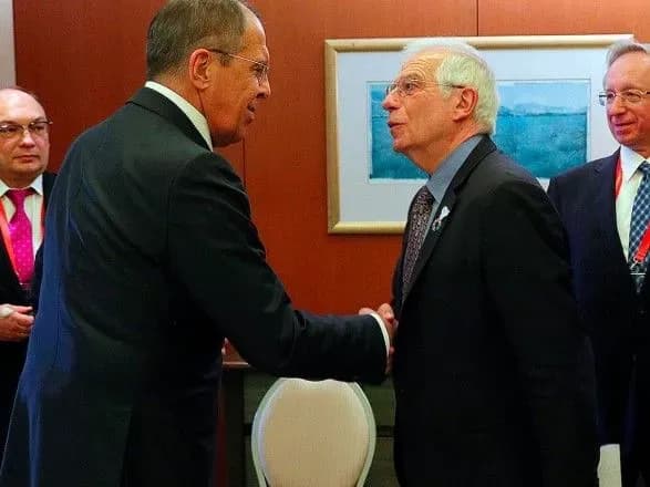 Головний дипломат ЄС обговорив з Лавровим ситуацію в Україні