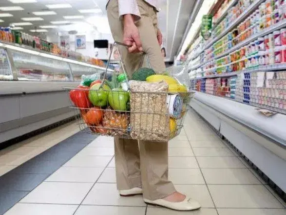 Роздрібна торгівля за місяць зросла на 15% - Держстат