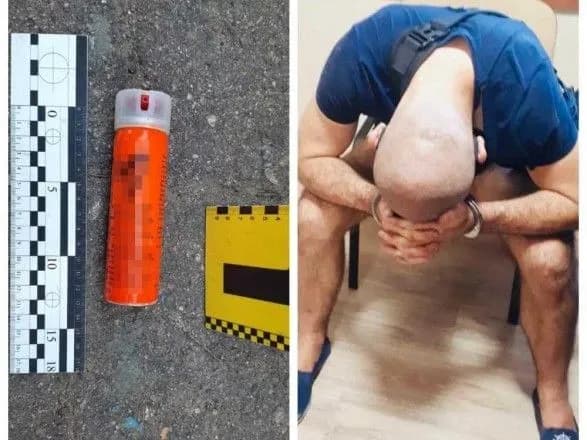 В Одесі у відділку поліції нетверезий чоловік напав та травмував правоохоронців