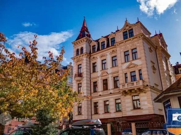 СЕТАМ пустить з молотка елітний маєток у Карлових Варах (виправлено)