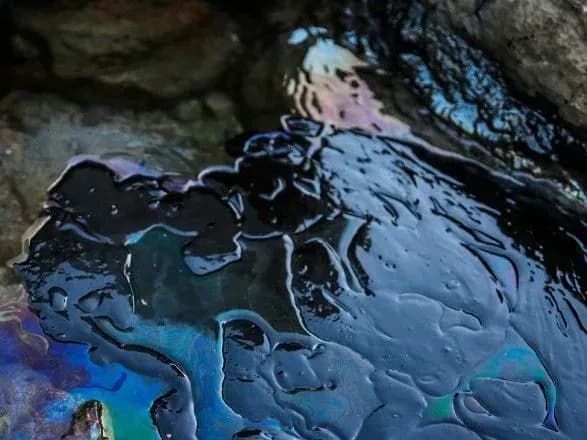 В РФ через розгерметизацію трубопроводу в ґрунт вилилось майже 45 тонн палива