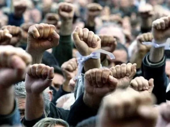 Хватит п*дячить зеленую энергетику: Тынный анонсировал митинг под ВР