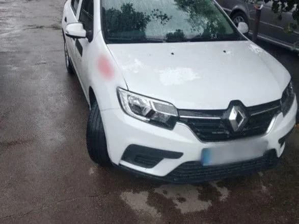 Поворот через три смуги руху перед мостом Патона: у Києві знайшли і оштрафували порушника