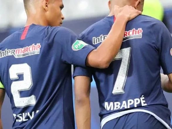 "ПСЖ" втратив зіркового нападника перед матчем ЛЧ проти клубу Маліновського