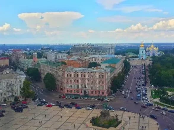 У Києві за добу коронавірус виявили у 110 осіб, загалом - вже понад 8200 випадків