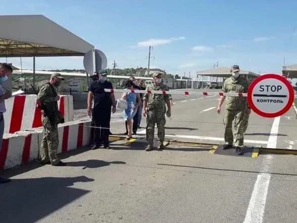 На Донбасі восени планують побудувати сервісні центри на КПВВ