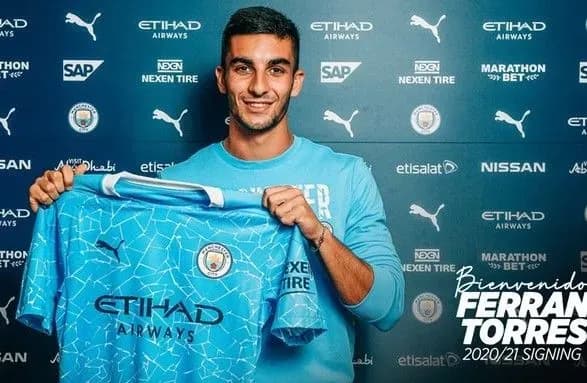 Первый летний трансфер: клуб Зинченко приобрел лидера "Валенсии"