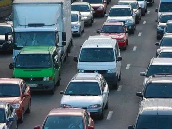 У столиці через ремонт перекрито два проспекти, утворилися незначні затори