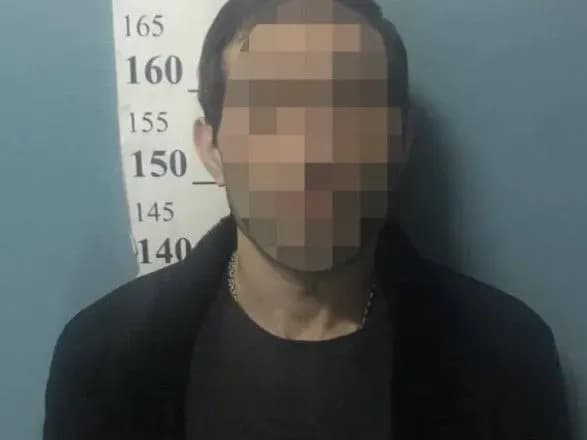 У столичному Гідропарку іноземець влаштував стрілянину та поранив людину