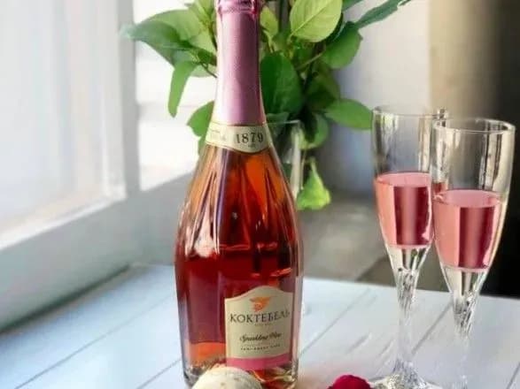 У Великій Британії зростає попит на рожеве вино