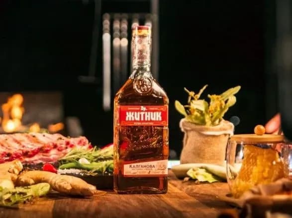 Крафтова горілка "Др.Житник" готує подарунки до Дня Незалежності