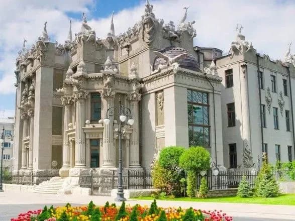 На реставрацію "Будинку з химерами" виділили ще 4,5 млн гривень
