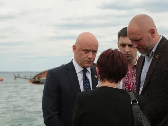 Експерт про піар Труханова на Delfi: він підтримує тренд піаритися на чужих досягненнях перед виборами