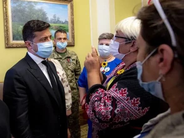 Зеленський пообіцяв повернути всіх полонених: живих і неживих