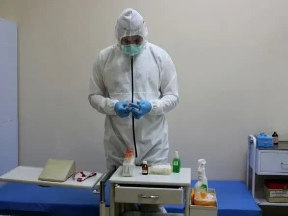 У мінському аеропорту проводять ІФА-тестування пасажирів на COVID-19