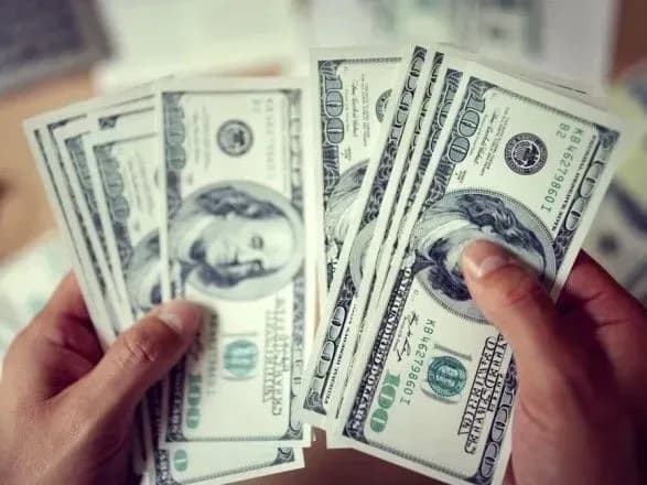 На Дніпропетровщині судитимуть слідчого ДФС і адвоката за "хабарне" закриття провадження