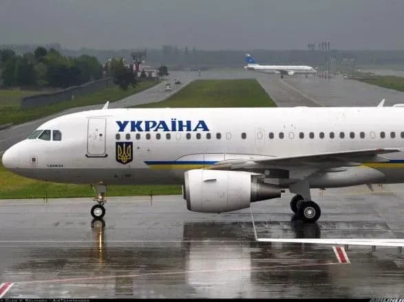 Президентские авиаперелеты за три года стоили налогоплательщикам более 88 млн грн