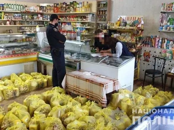 На Луганщині викрили схему підкупу виборців продуктовими наборами