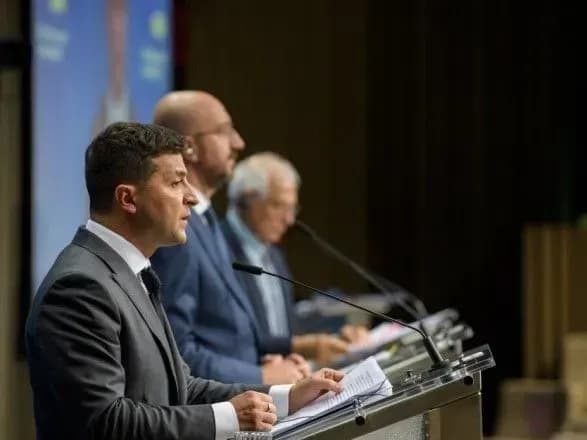 Україна підпише угоду про спільний авіаційний простір з ЄС — Зеленський