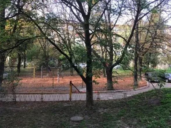 У Києві за добу коронавірус виявили у понад 300 осіб, кількість жертв пандемії зросла до близько 700