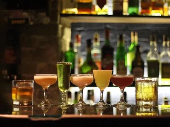 Експерт розповів, по яким закладам найсильніше вдарить "карантин вихідного дня"