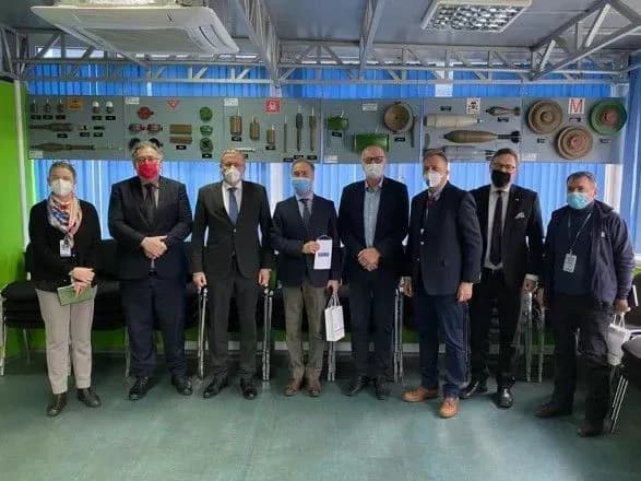 Посли Вишеградської четвірки сьогодні відвідали лінію зіткнення на Донбасі