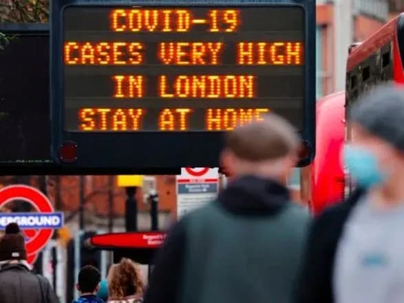 У ЄС попередили про "високі ризики" від поширення нових мутацій коронавірусу