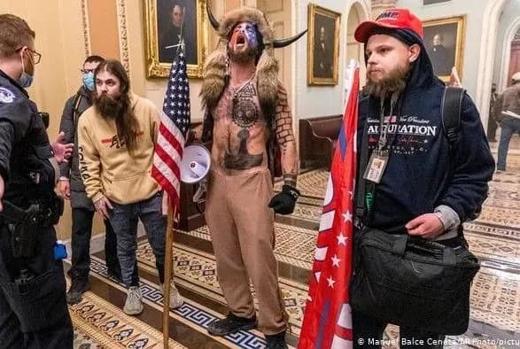 В Конгрессе США будут расследовать ошибки охраны Капитолия