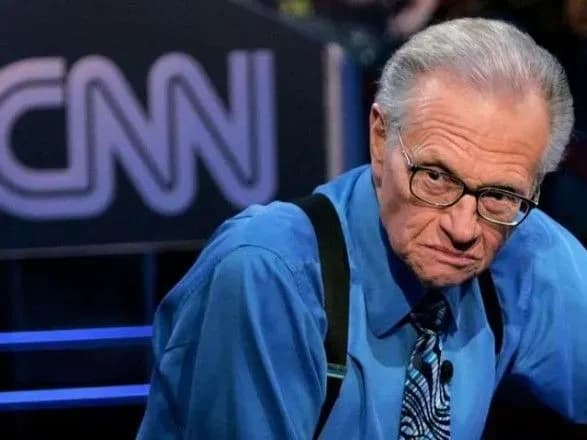 Телеведучий Ларрі Кінг помер від коронавірусу