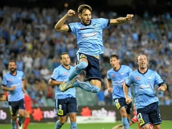 Обіграв чотирьох: колишній футболіст "Динамо" забив гол в екзотичному чемпіонаті