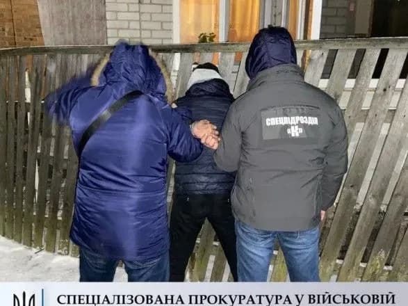 В Житомирі затримали військовослужбовця, який торгував наркотиками
