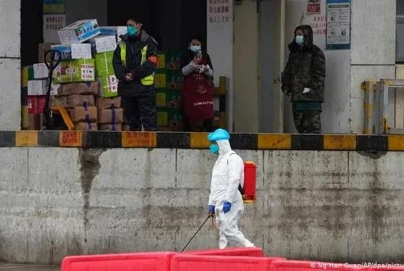 Експерти ВООЗ відвідали "мокрий ринок" в китайському Ухані