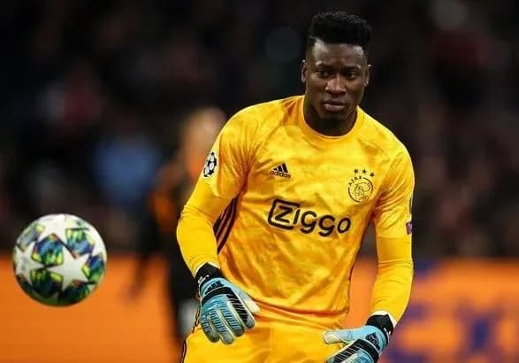 Найдорожчий футболіст "Аяксу" отримав річну дискваліфікацію: відомі причини
